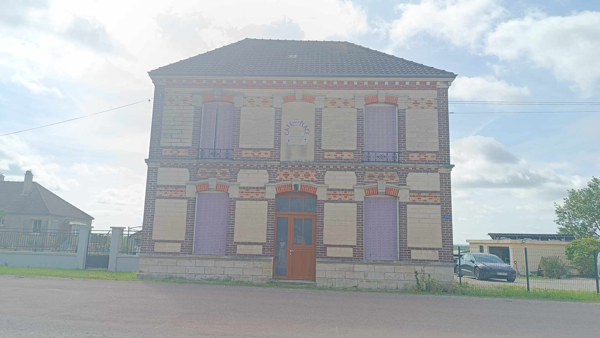 Ancien Café de la Place 0