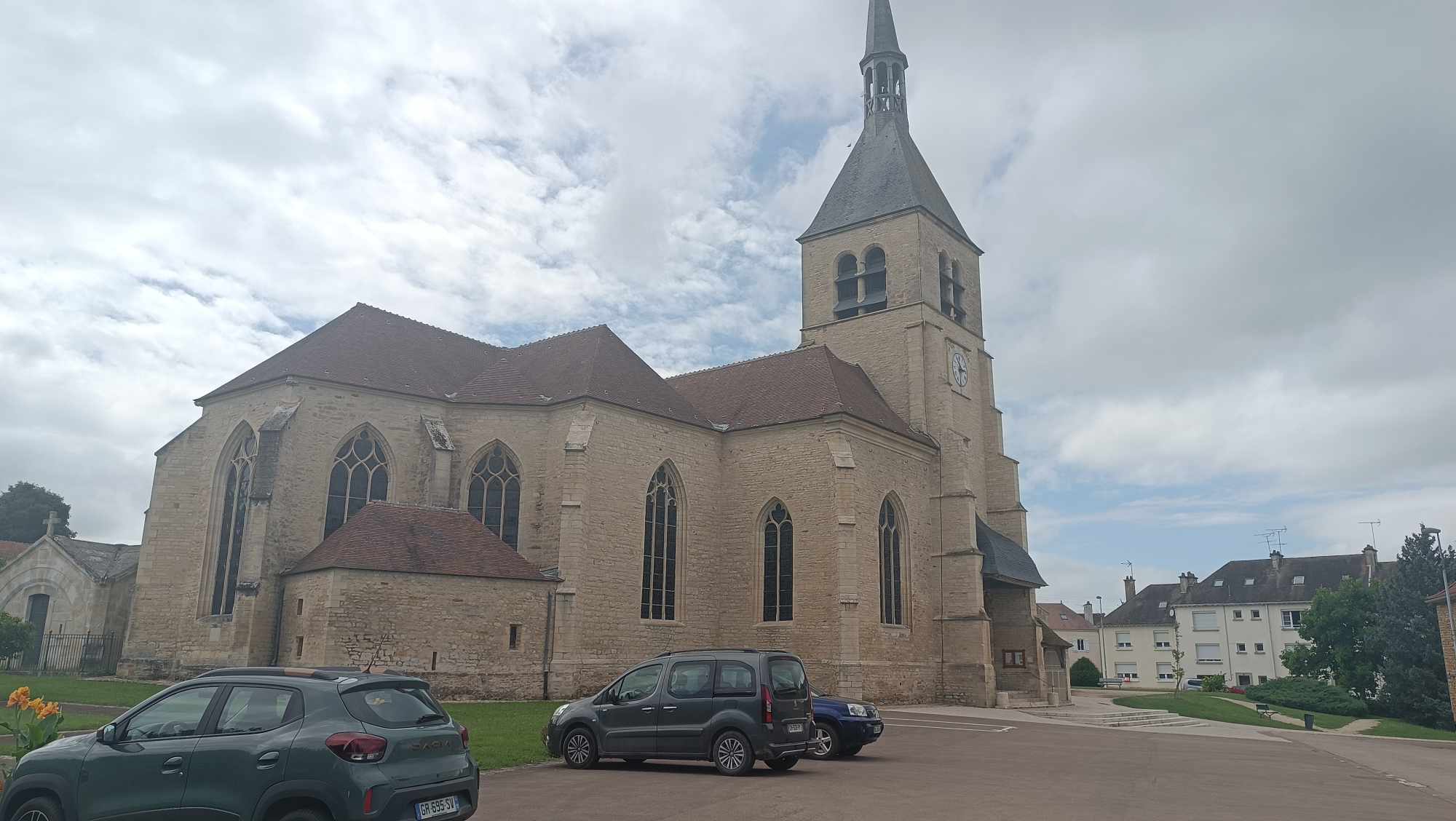 Eglise Saint-Pierre 0